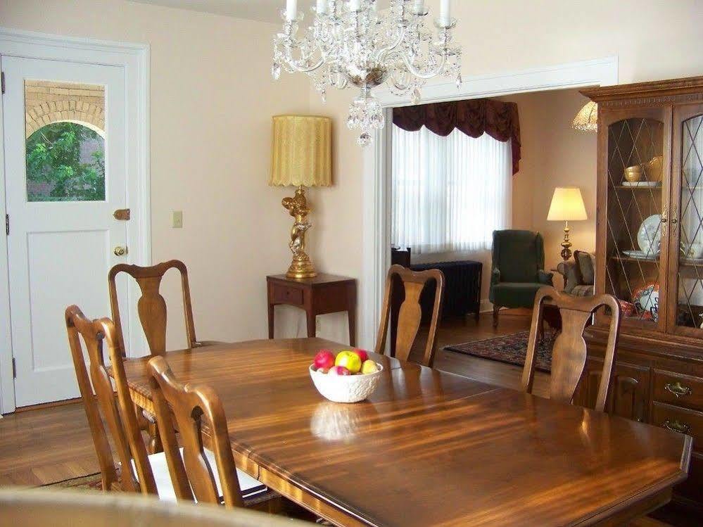 Connellsville Bed And Breakfast Bed & Breakfast Connellsville
