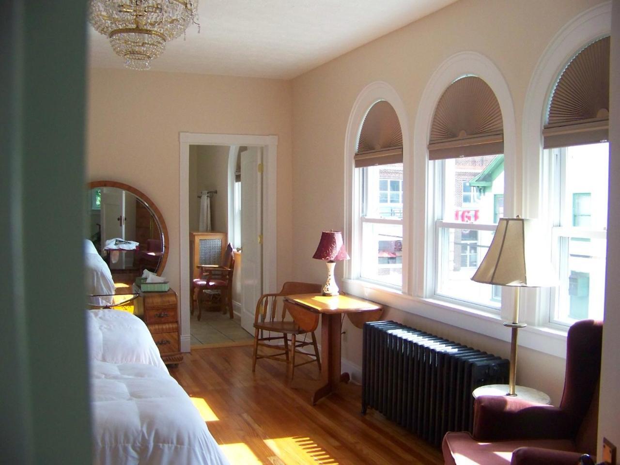 Connellsville Bed And Breakfast Connellsville