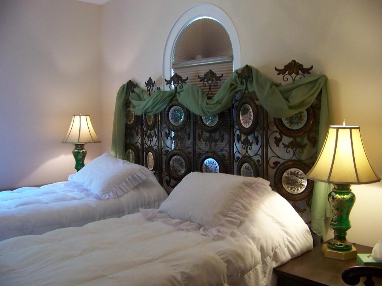 Bed & Breakfast Connellsville Bed And Breakfast